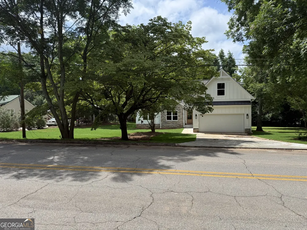 875 Lynn AVE Jefferson, GA 30549
