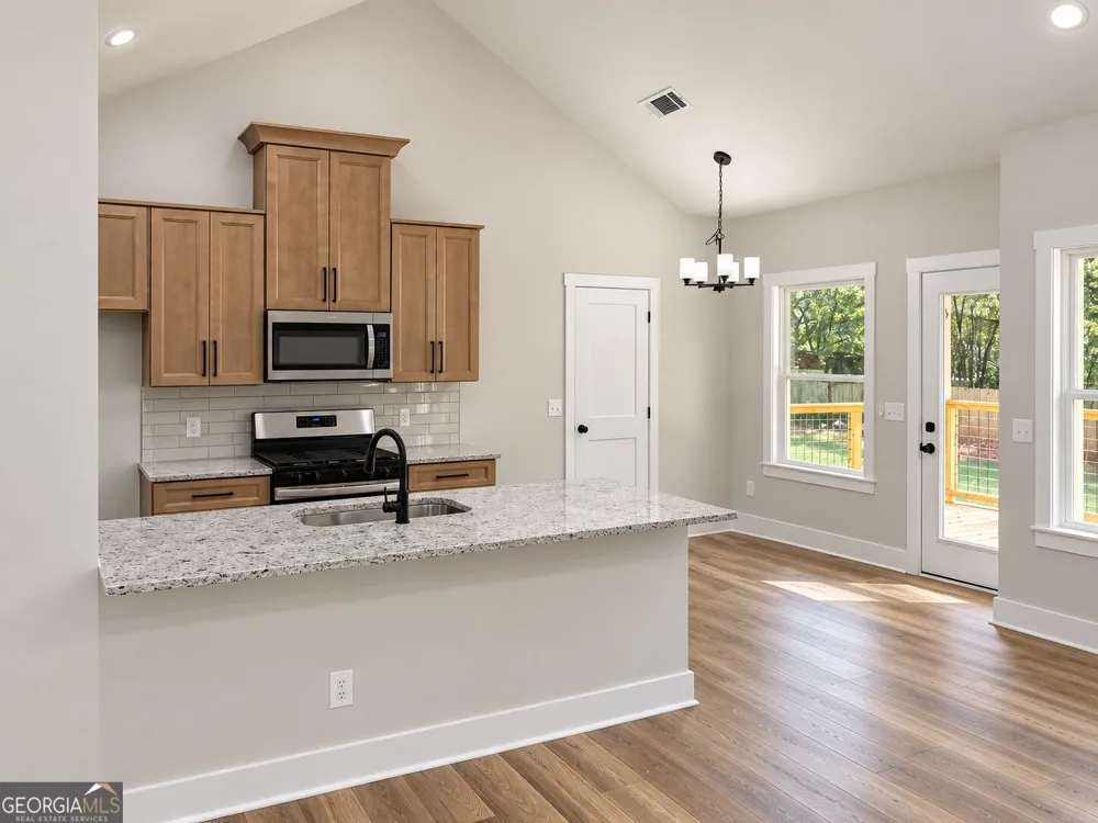 875 Lynn AVE Jefferson, GA 30549