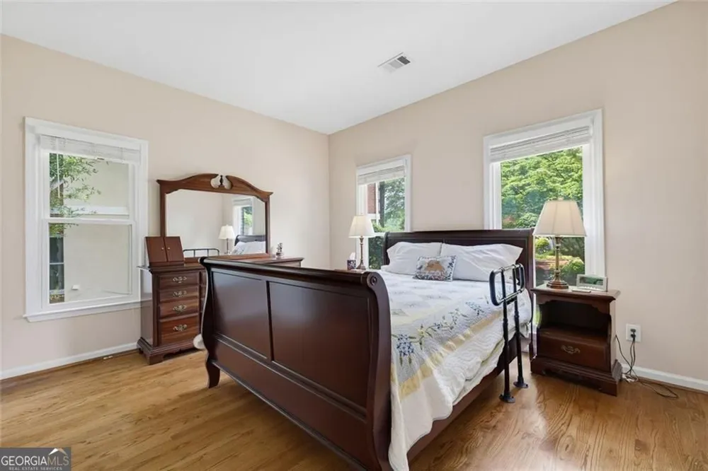 5381 Glenbrooke TRL Dunwoody, GA 30338