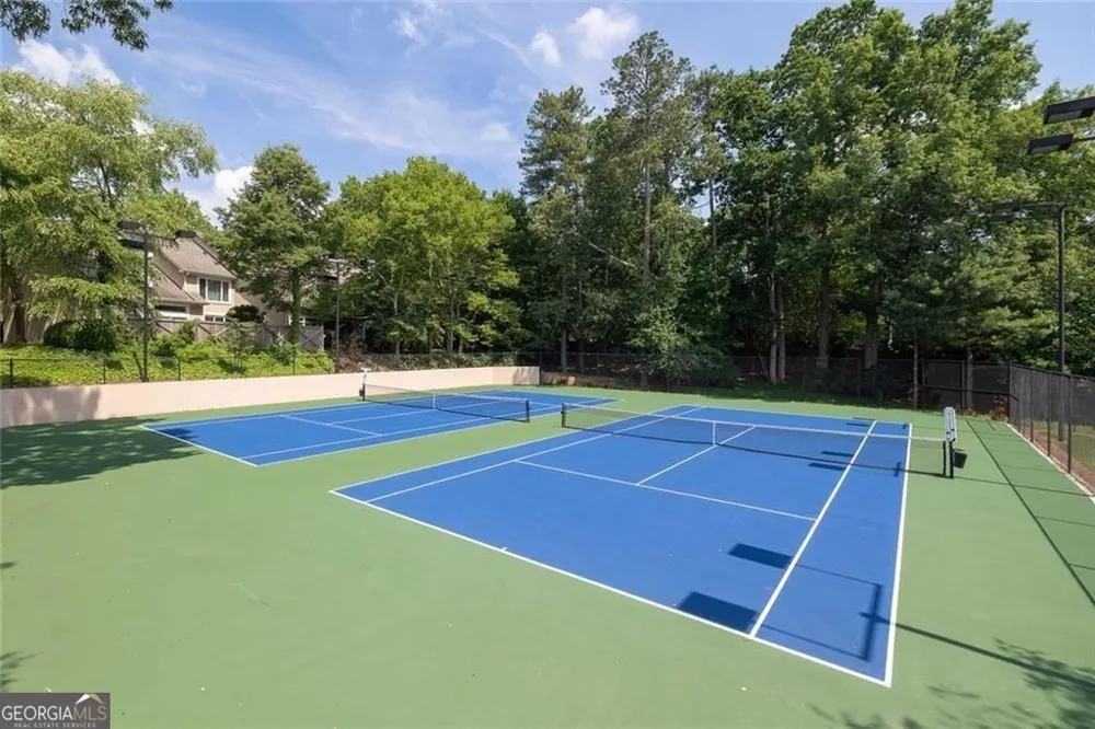 5381 Glenbrooke TRL Dunwoody, GA 30338