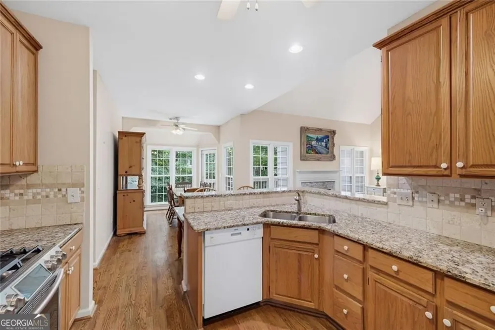 5381 Glenbrooke TRL Dunwoody, GA 30338