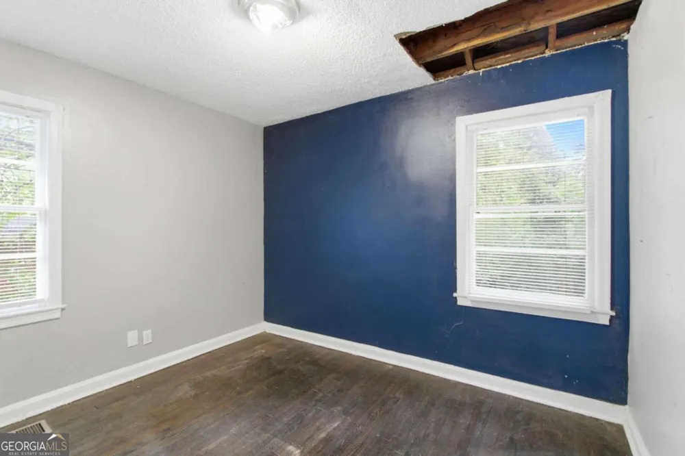 1953 Glendale DR Decatur, GA 30032