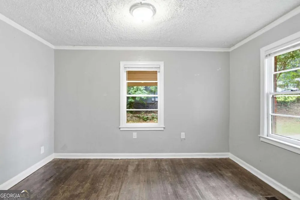 1953 Glendale DR Decatur, GA 30032