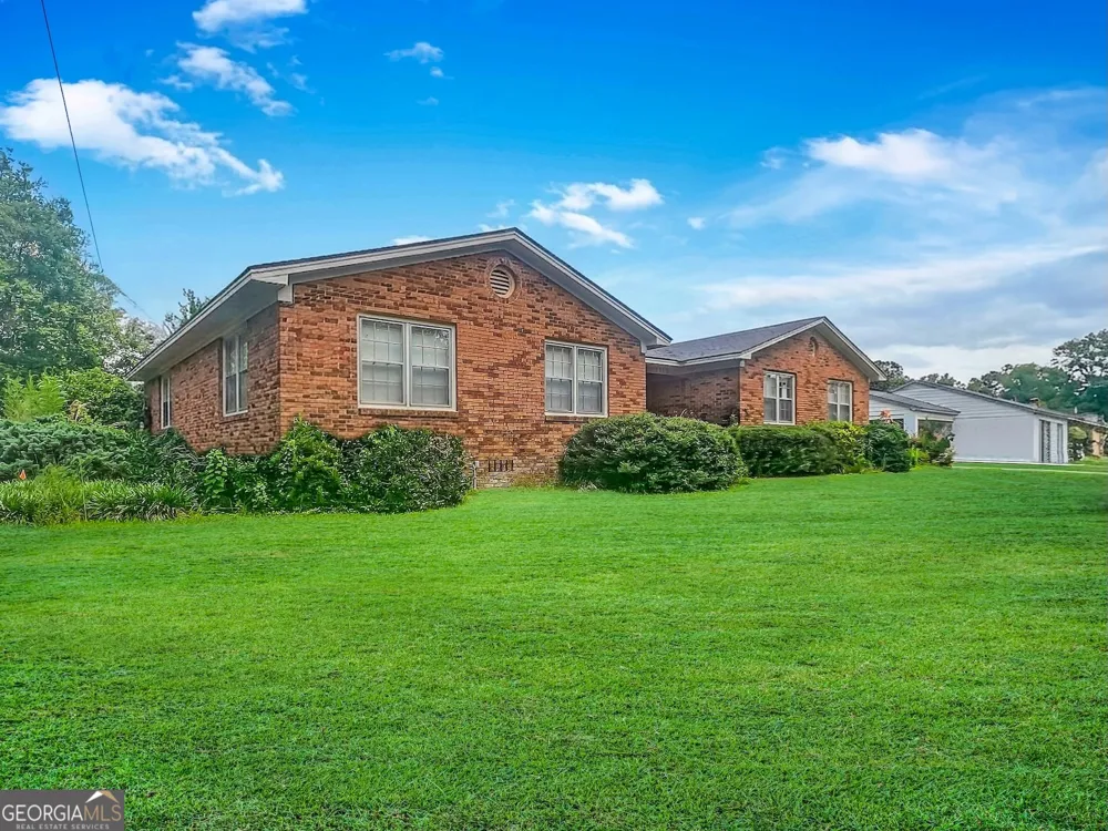 4115 Lantern LN Valdosta, GA 31602