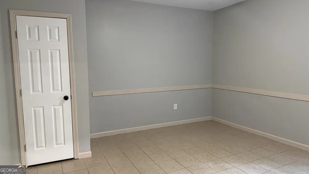 202 Oakwood CIR Stockbridge, GA 30281