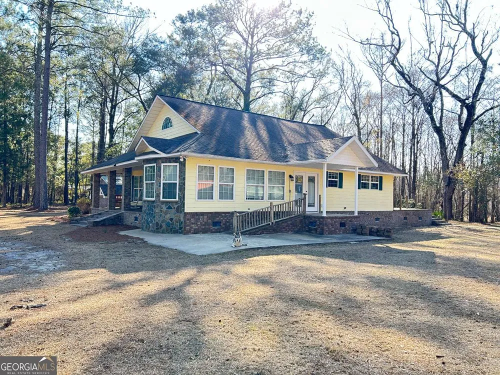 1564 Joy Bluff RD Reidsville, GA 30453