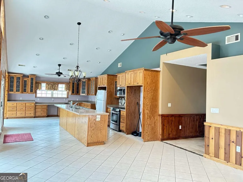 1564 Joy Bluff RD Reidsville, GA 30453