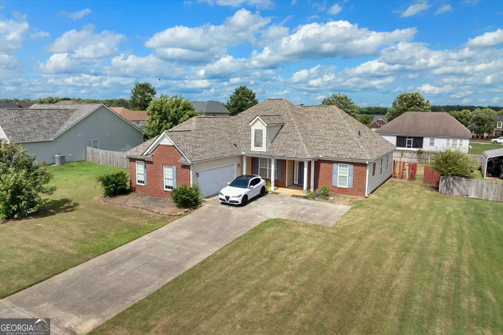 113 Christopher DR Byron, GA 31008