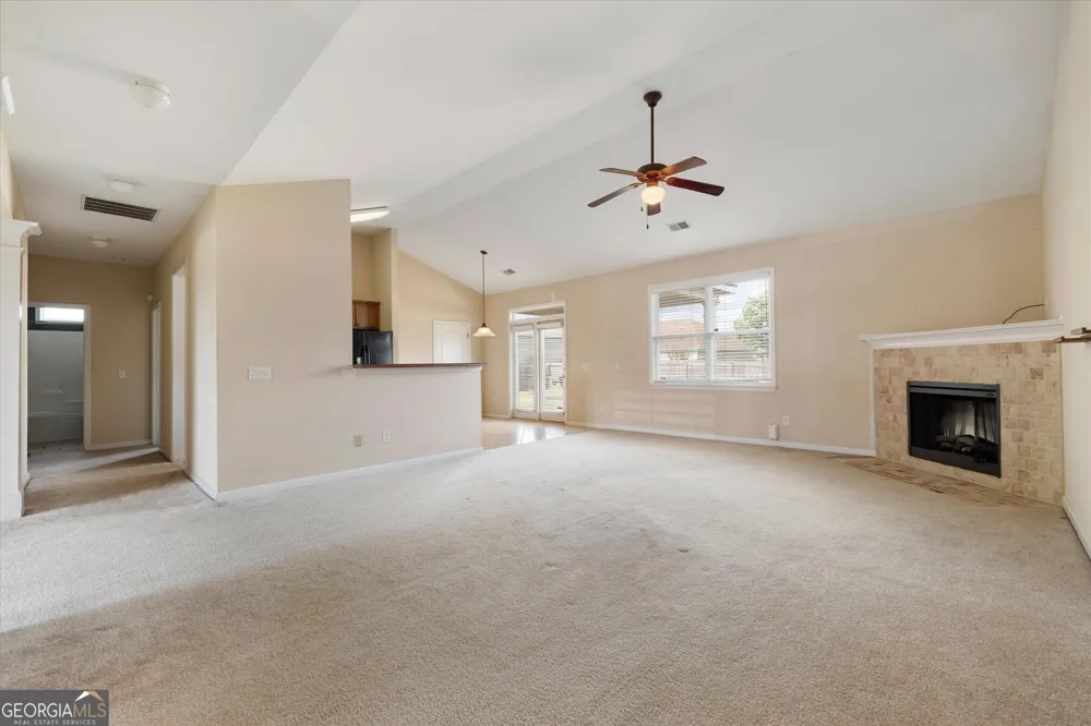 113 Christopher DR Byron, GA 31008