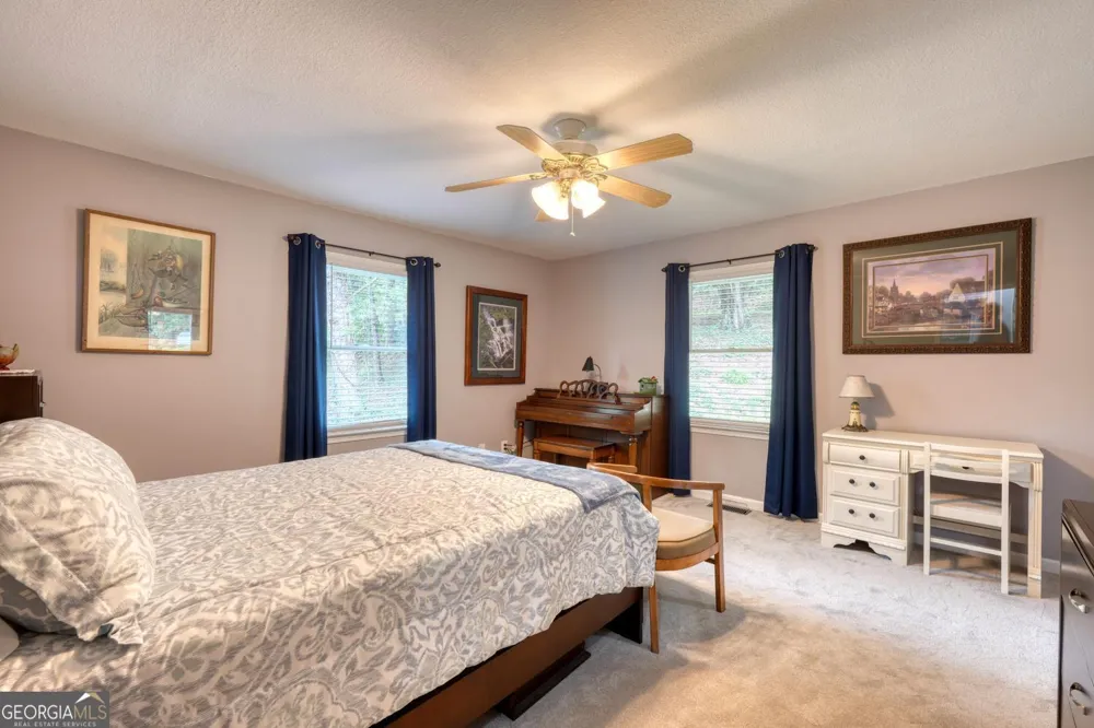 1523 Berrong RD Hiawassee, GA 30546