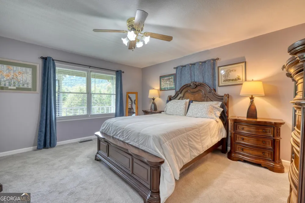 1523 Berrong RD Hiawassee, GA 30546