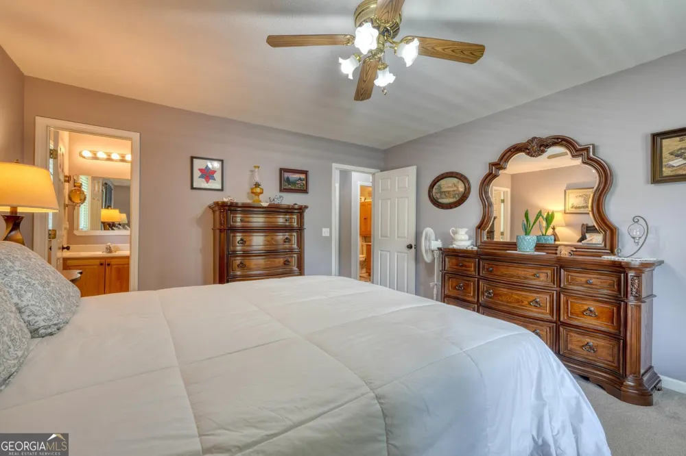 1523 Berrong RD Hiawassee, GA 30546