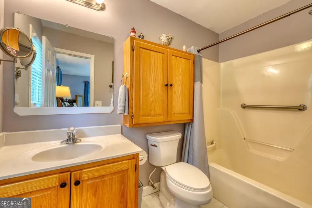1523 Berrong RD Hiawassee, GA 30546