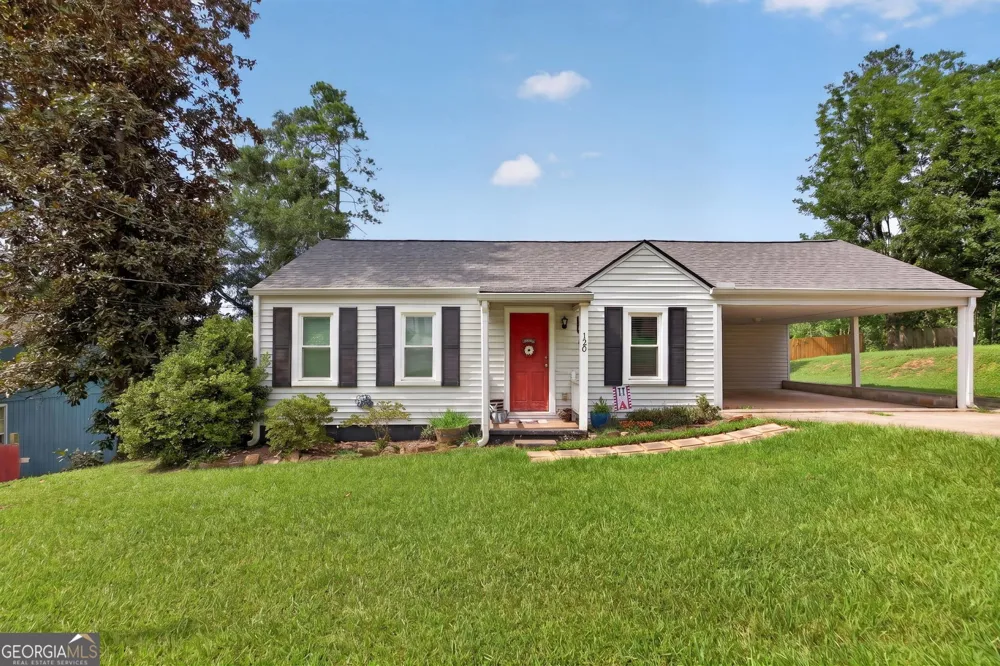 120 W White ST Carrollton, GA 30117