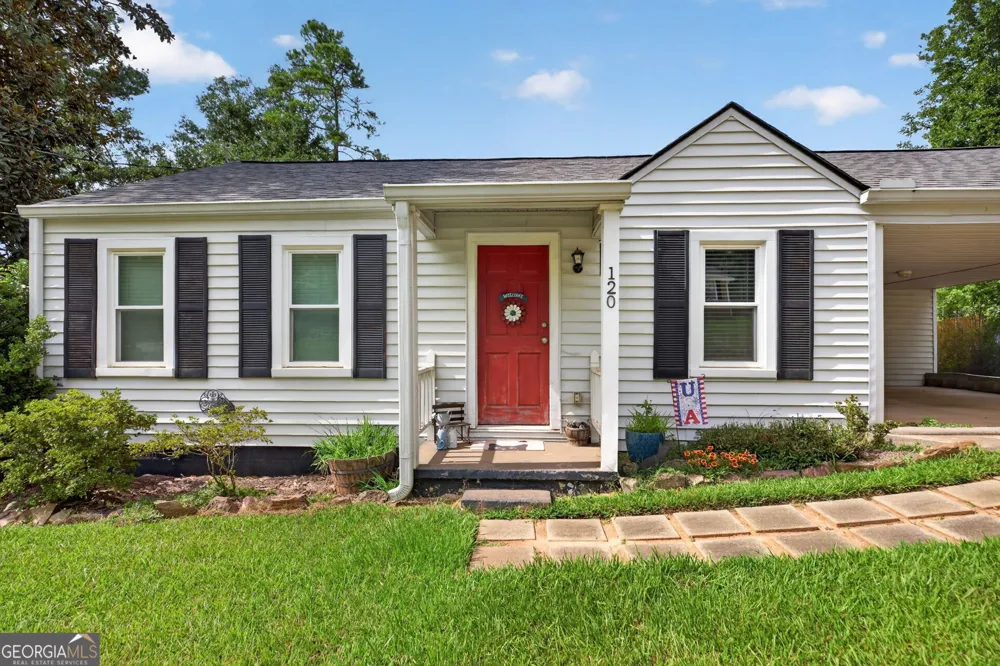 120 W White ST Carrollton, GA 30117