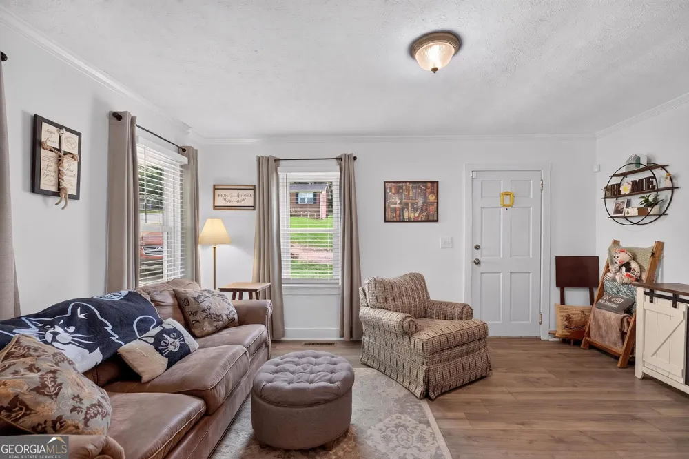 120 W White ST Carrollton, GA 30117