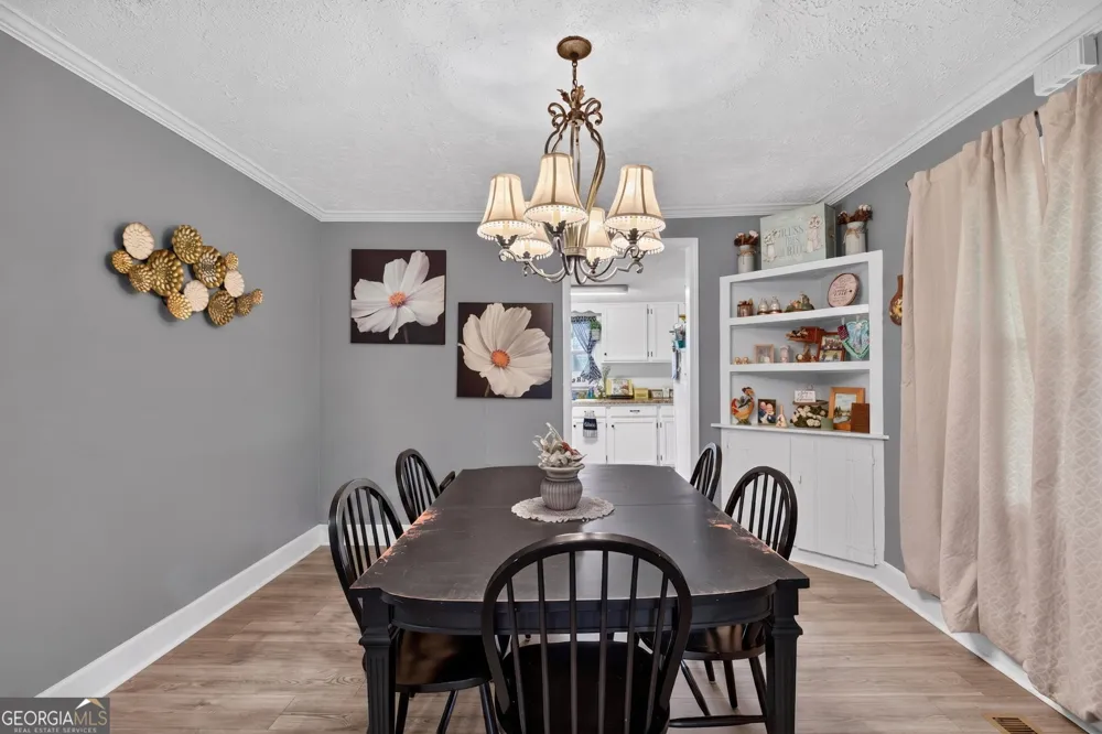 120 W White ST Carrollton, GA 30117