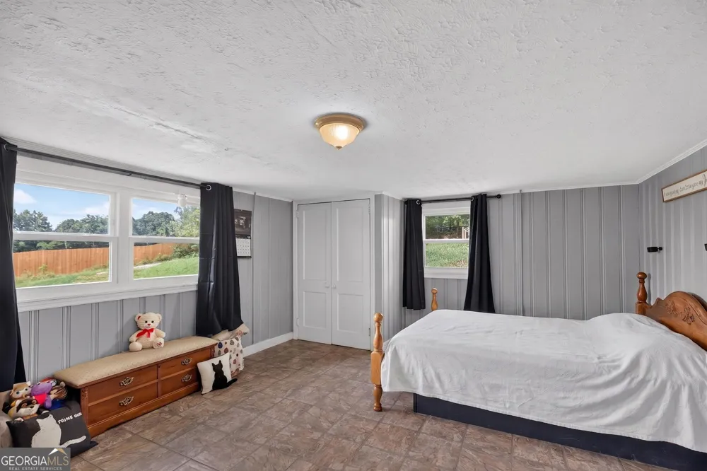 120 W White ST Carrollton, GA 30117
