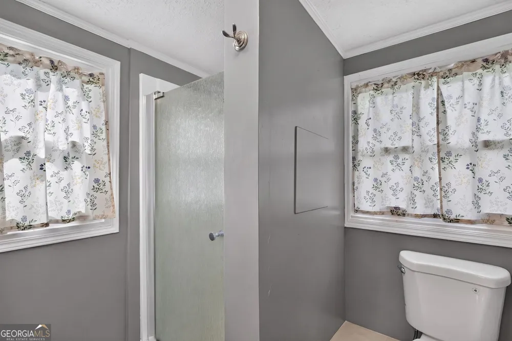 120 W White ST Carrollton, GA 30117