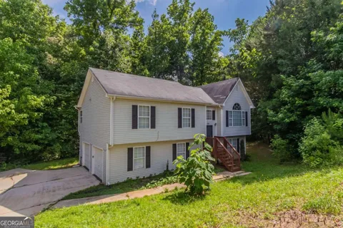 1404 Lancaster CT