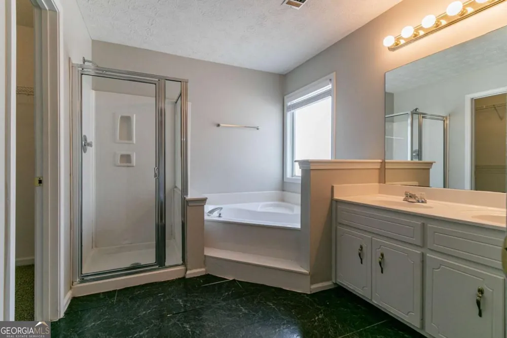 12015 Harbour Town PKWY Fayetteville, GA 30215