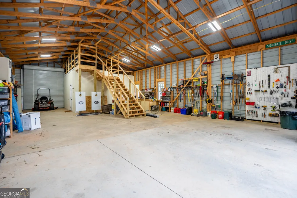 7625 W County Line RD Lula, GA 30554