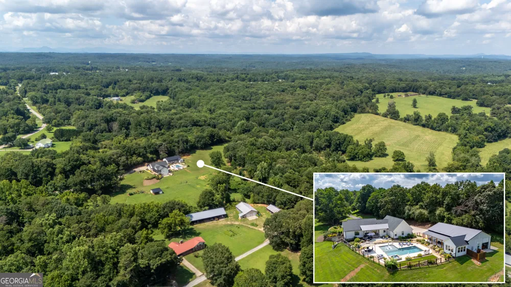 7625 W County Line RD Lula, GA 30554