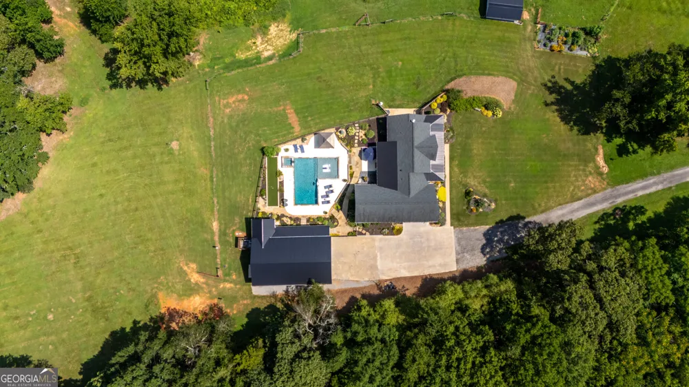 7625 W County Line RD Lula, GA 30554