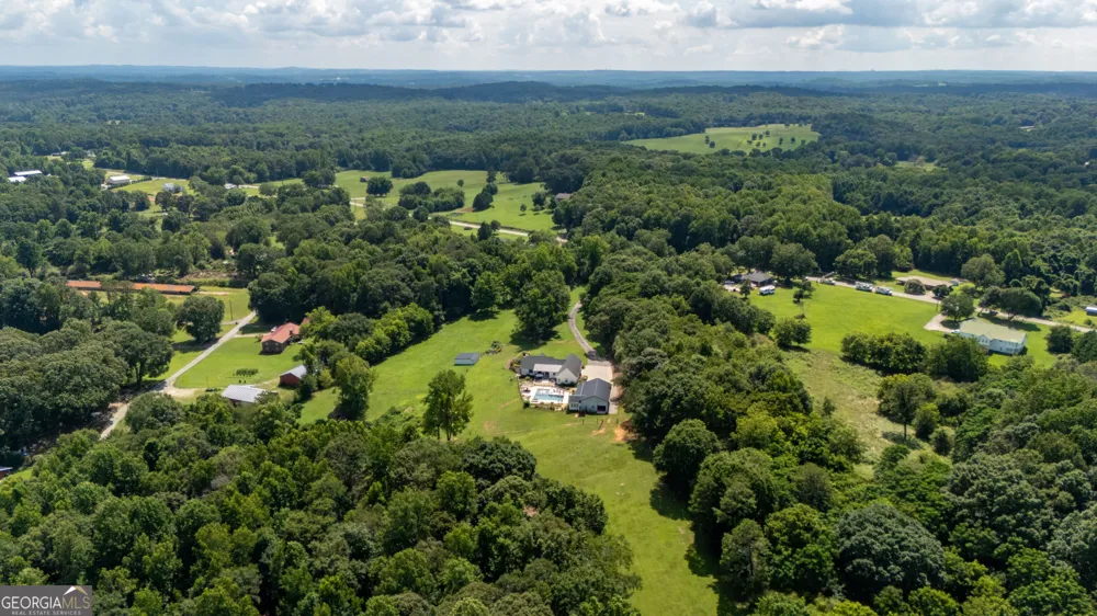 7625 W County Line RD Lula, GA 30554