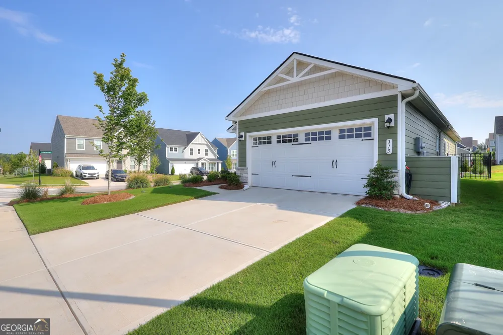 313 Moosehead TRL Hoschton, GA 30548