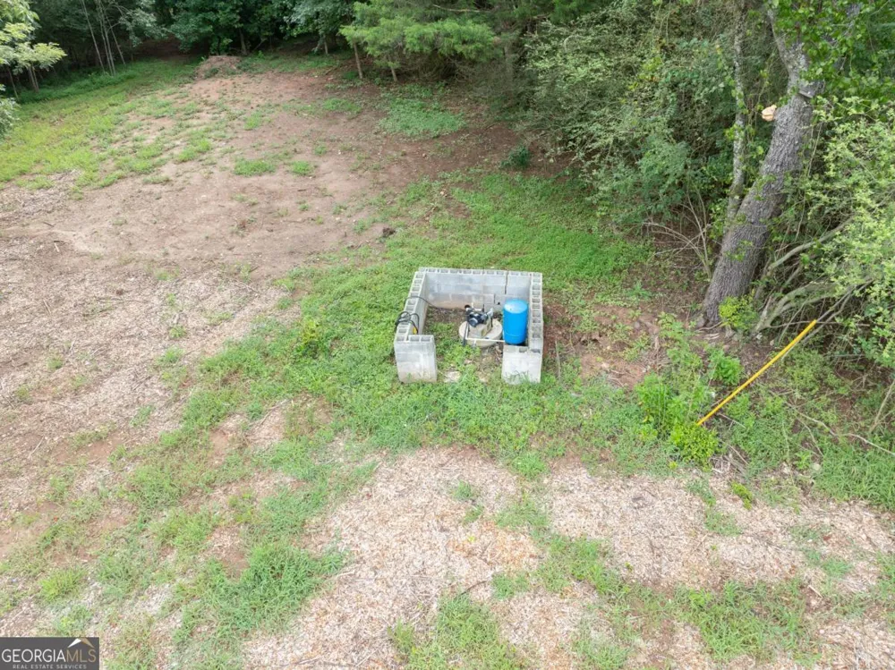 208 Arnold RD SE Statham, GA 30666