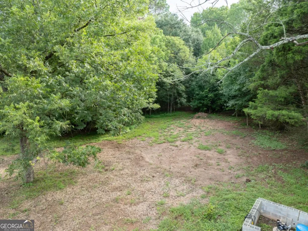 208 Arnold RD SE Statham, GA 30666