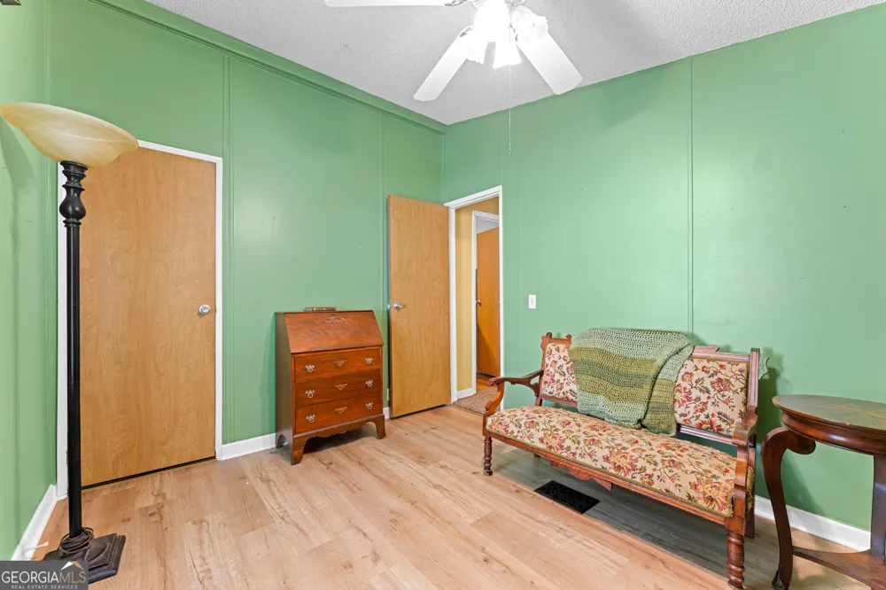 647 Lake Harbor TRL Martin, GA 30557