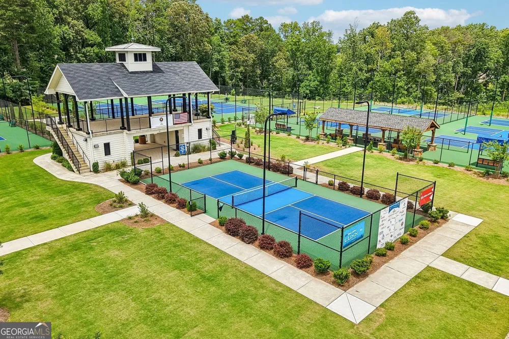 136 Conway TRL Hoschton, GA 30548