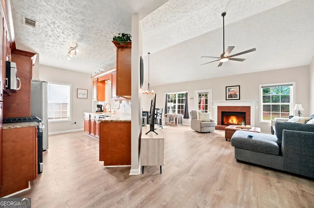216 Lee CT Canton, GA 30115