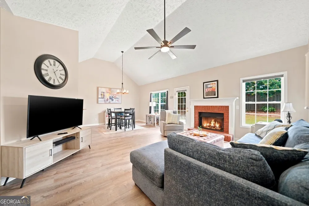 216 Lee CT Canton, GA 30115