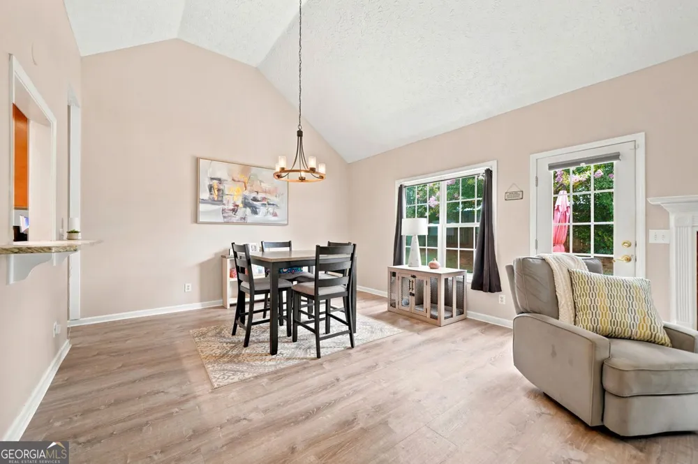 216 Lee CT Canton, GA 30115