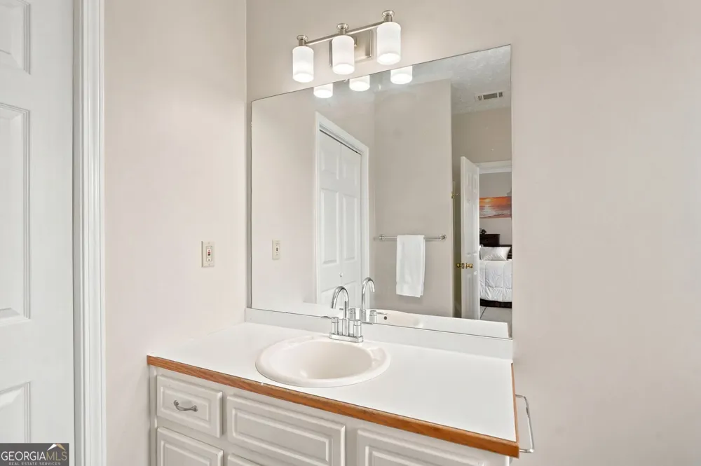 216 Lee CT Canton, GA 30115