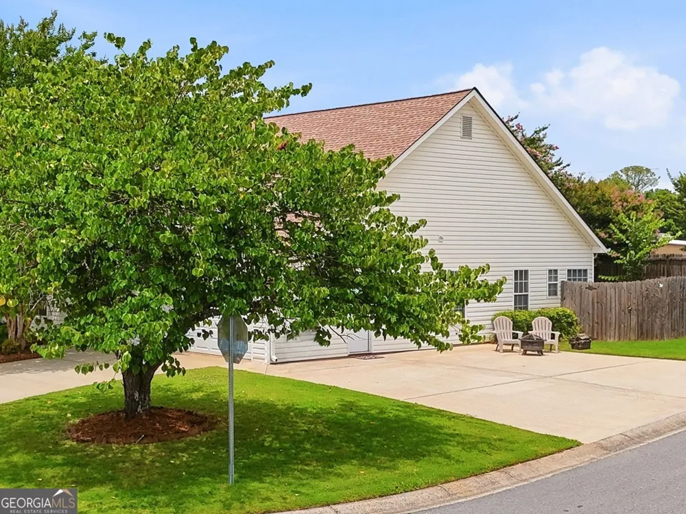 216 Lee CT Canton, GA 30115