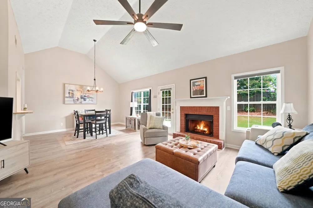 216 Lee CT Canton, GA 30115