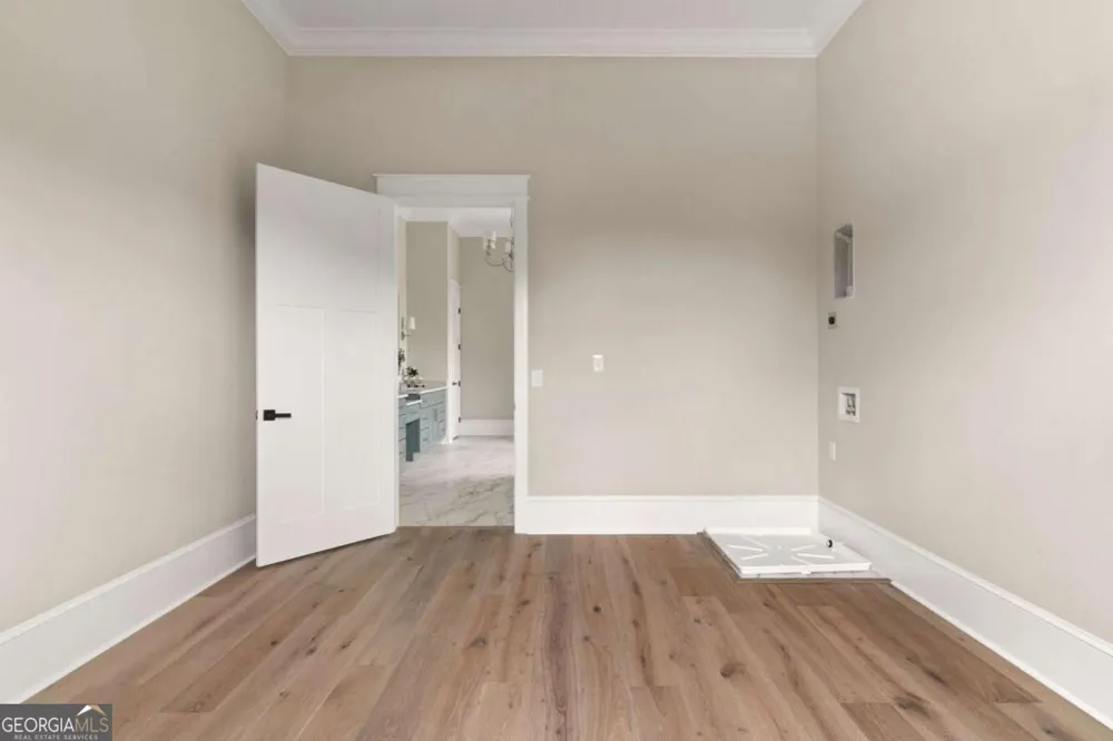 1020 West CT Canton, GA 30115