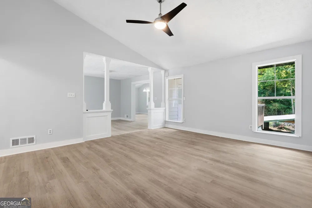 1445 Diplomat DR Riverdale, GA 30296