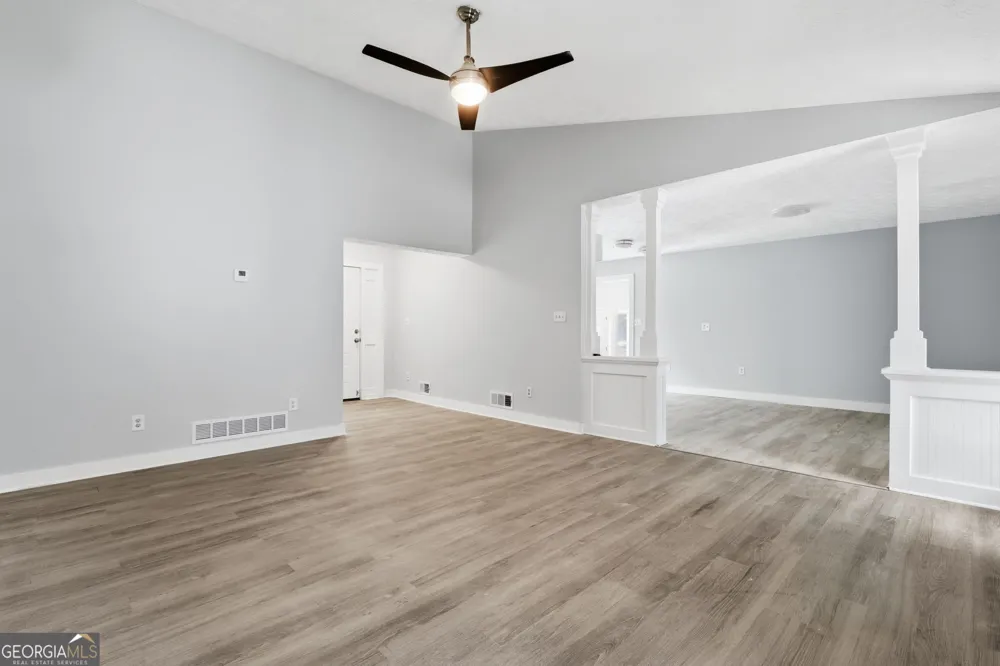 1445 Diplomat DR Riverdale, GA 30296