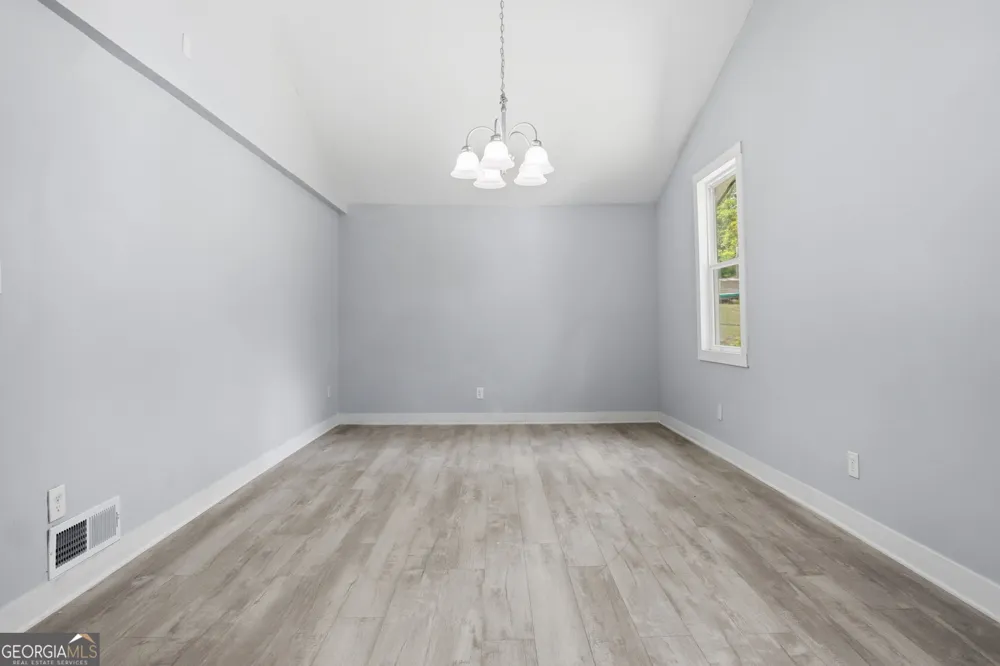 1445 Diplomat DR Riverdale, GA 30296
