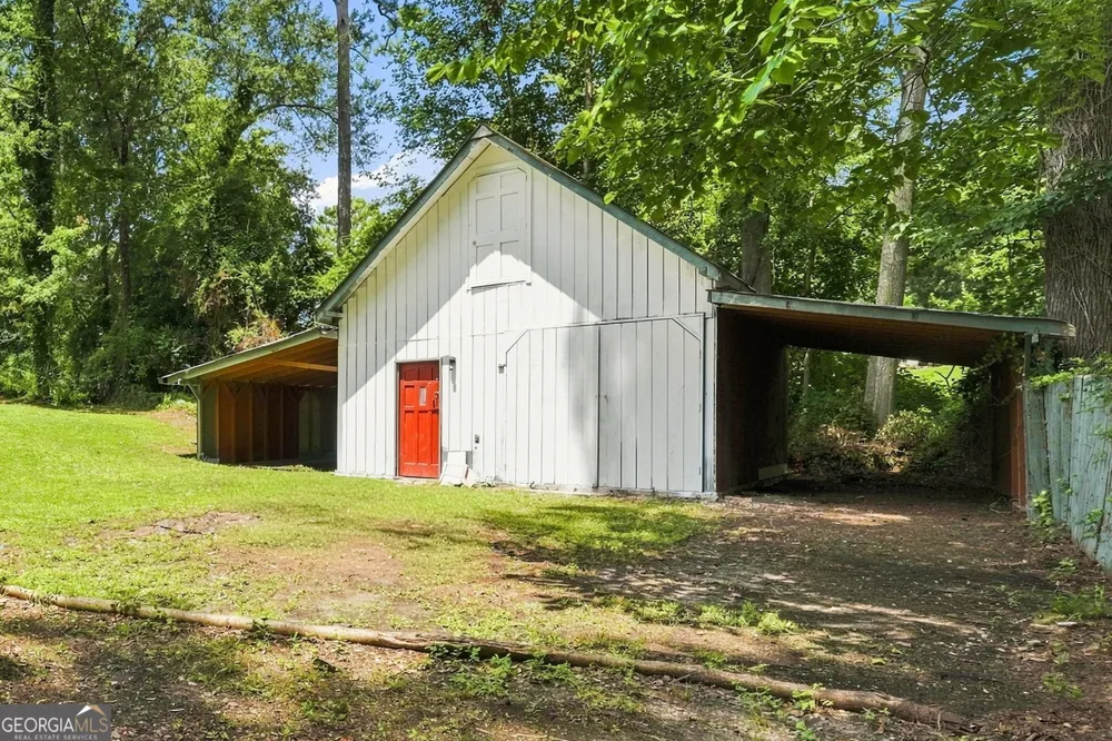1445 Diplomat DR Riverdale, GA 30296