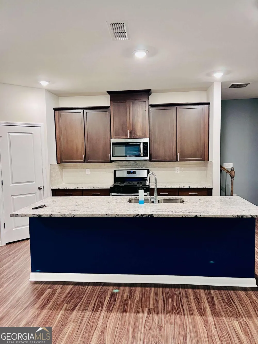 5301 Glade Park DR Lilburn, GA 30047