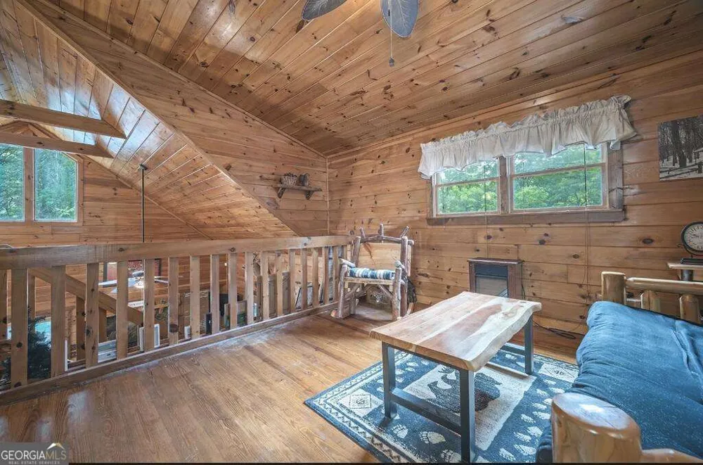 367 Sunrise Valley RD Blue Ridge, GA 30513