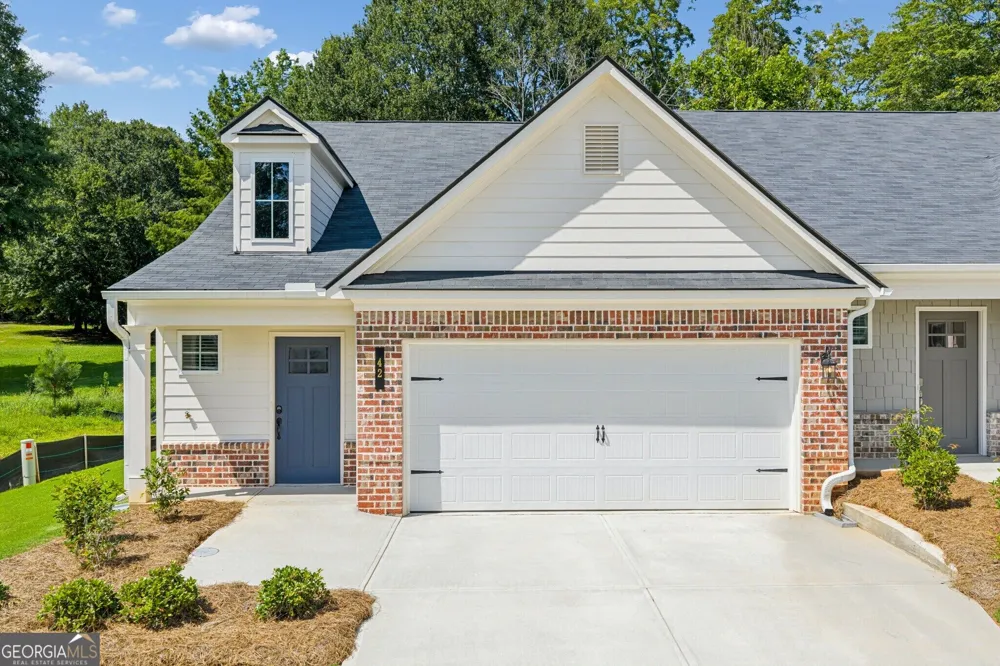 42 Silver Leaf LN Dawsonville, GA 30534