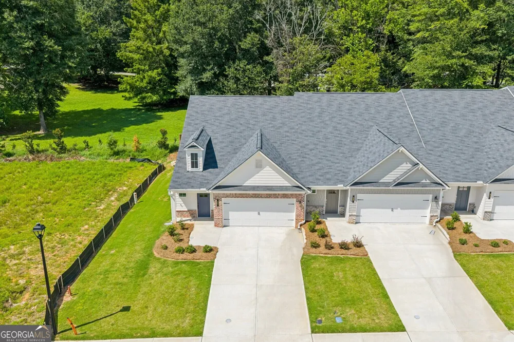 42 Silver Leaf LN Dawsonville, GA 30534