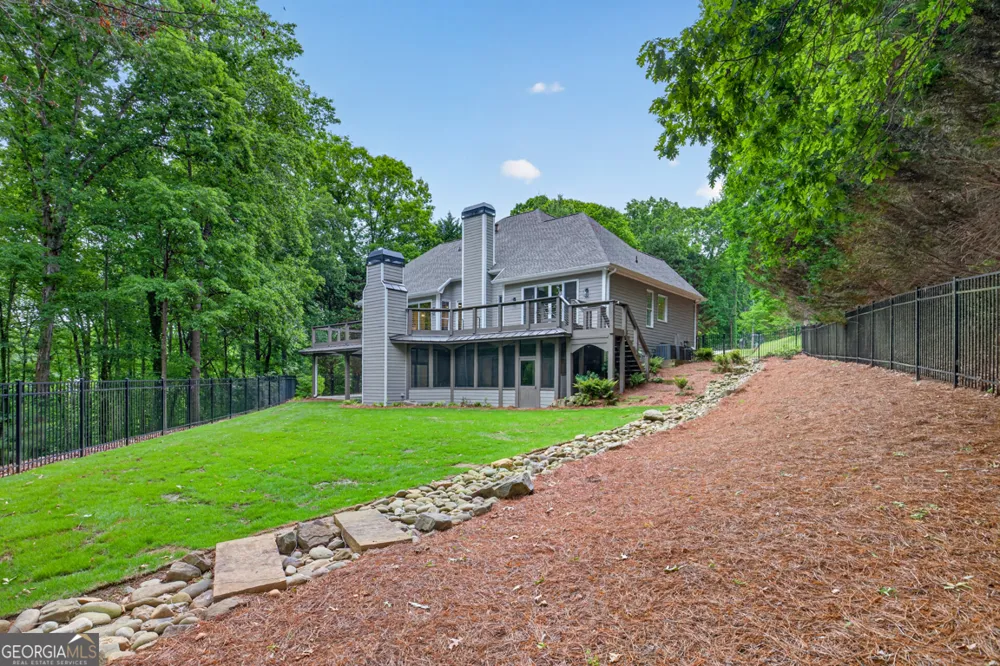 2686 Tammi LN Gainesville, GA 30506